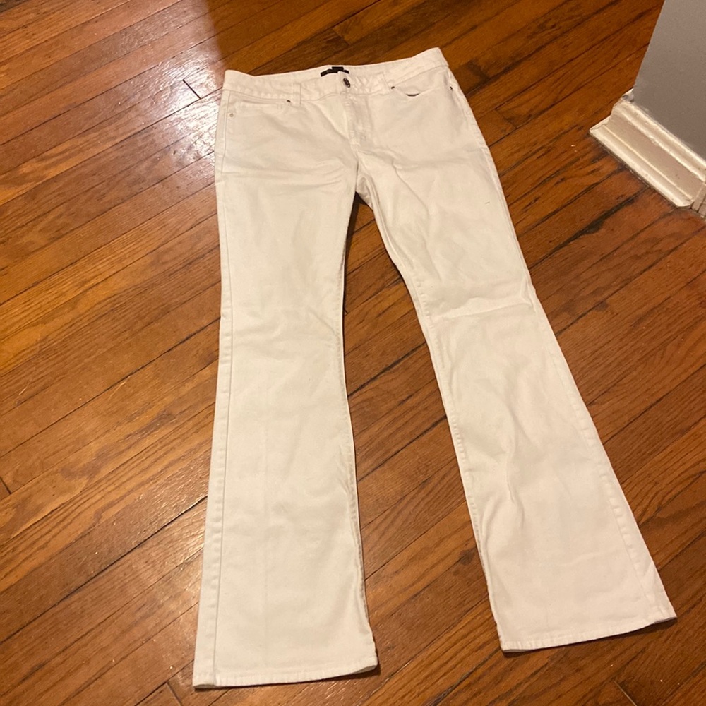 White House black market white jeans